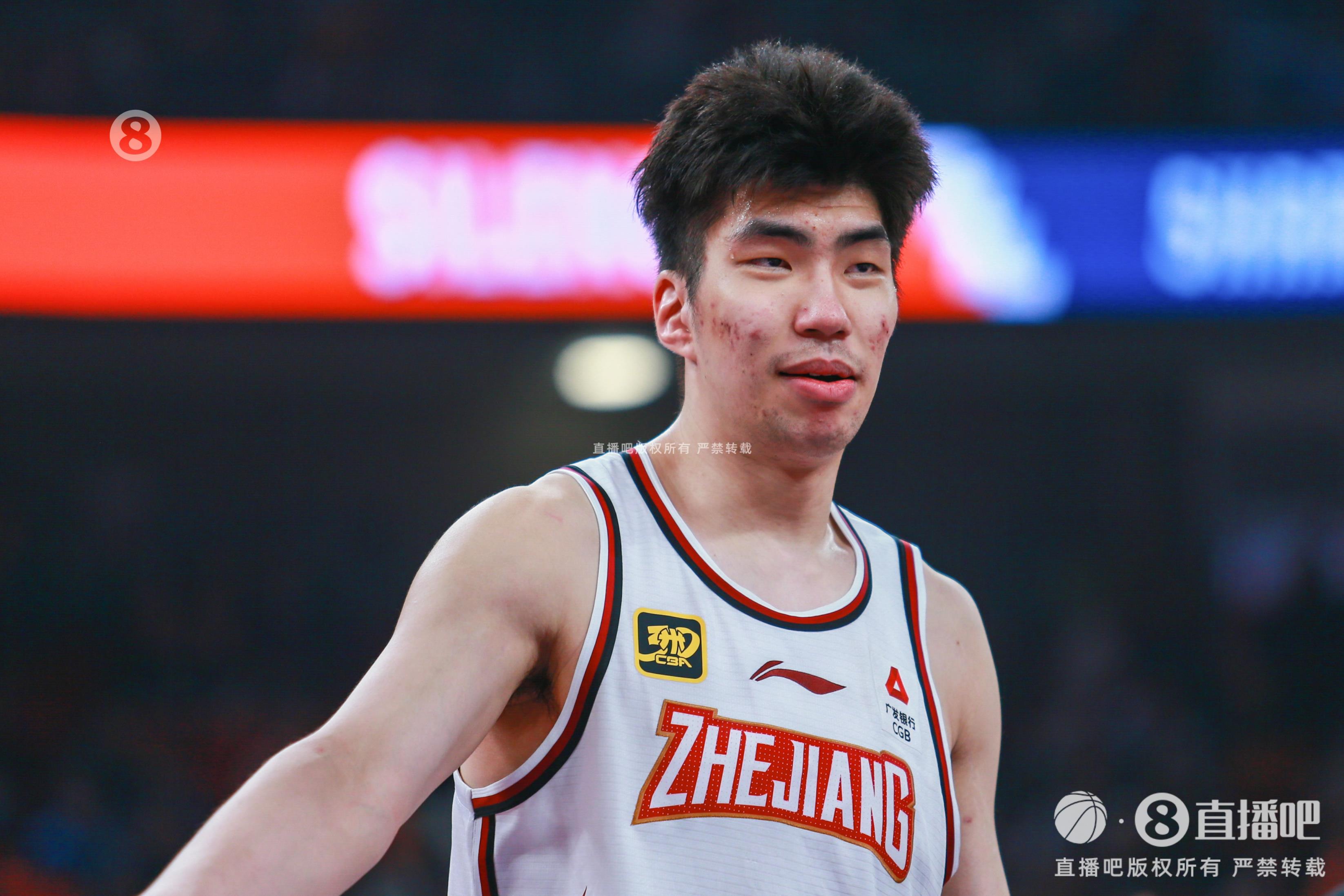 效率極高！余嘉豪8中8貢獻(xiàn)20分7板 罰球5中4